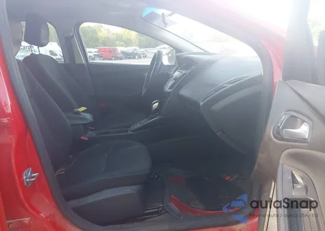 2016 Ford Focus Se z USA, uszkodzony, nr VIN 1FADP3FE1GL378019